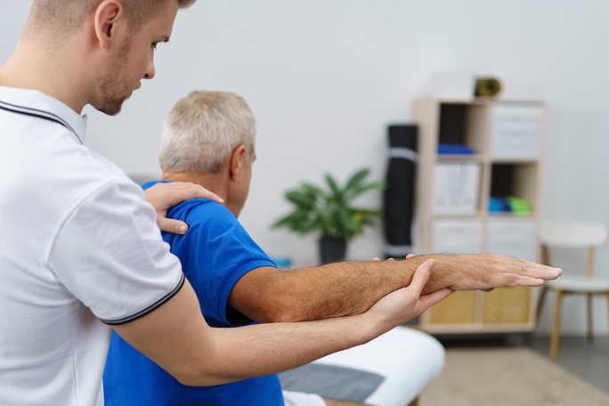 Ein System, das ein durch Physiotherapeutinnen und -therapeuten geführtes Training der Arme ergänzt und intensiviert. 