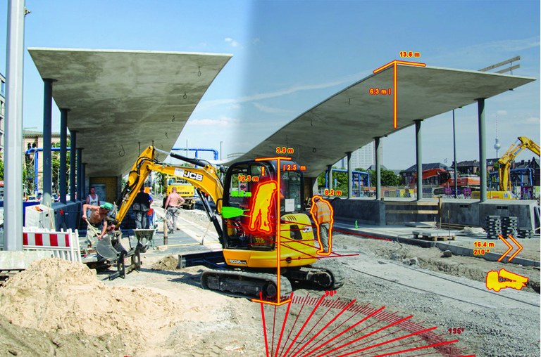 Eine Baustelle auf der die Umrisse von Personen auf der rechten Hälfte des Bildes farblich markiert sind. 